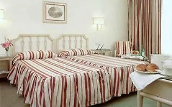 Commodore Otel 4*